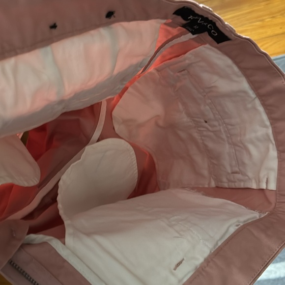 Never worn PINK shorts rw&co - Picture 3 of 4